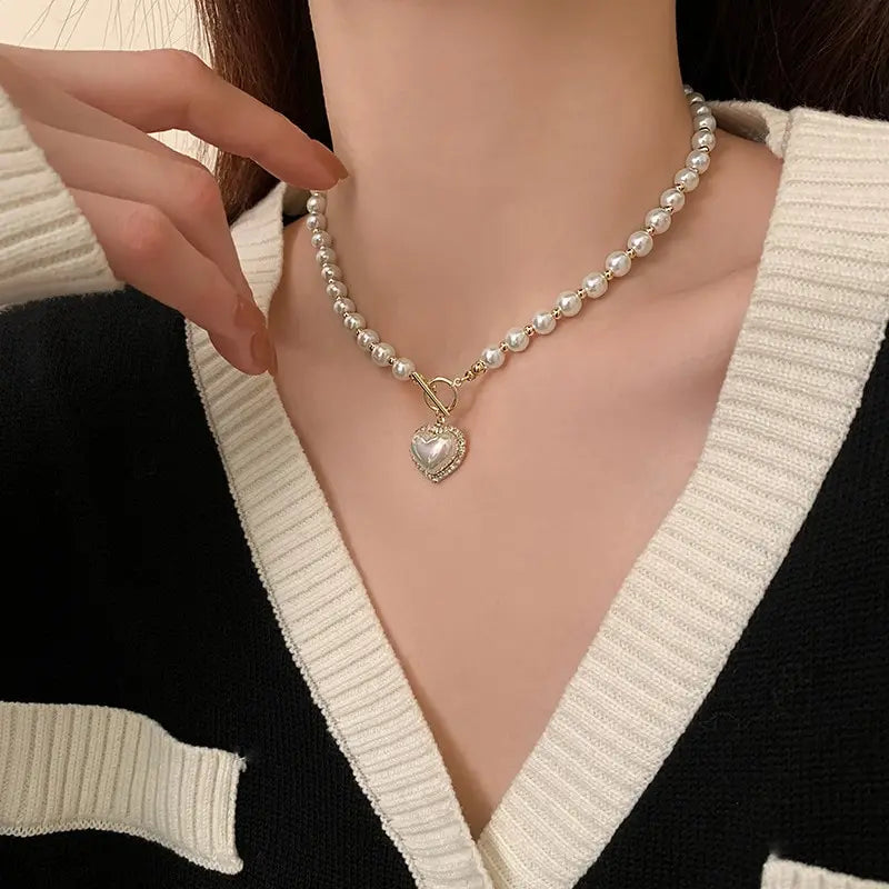Pearlheart Elegance Necklace – A Timeless Expression of Love
