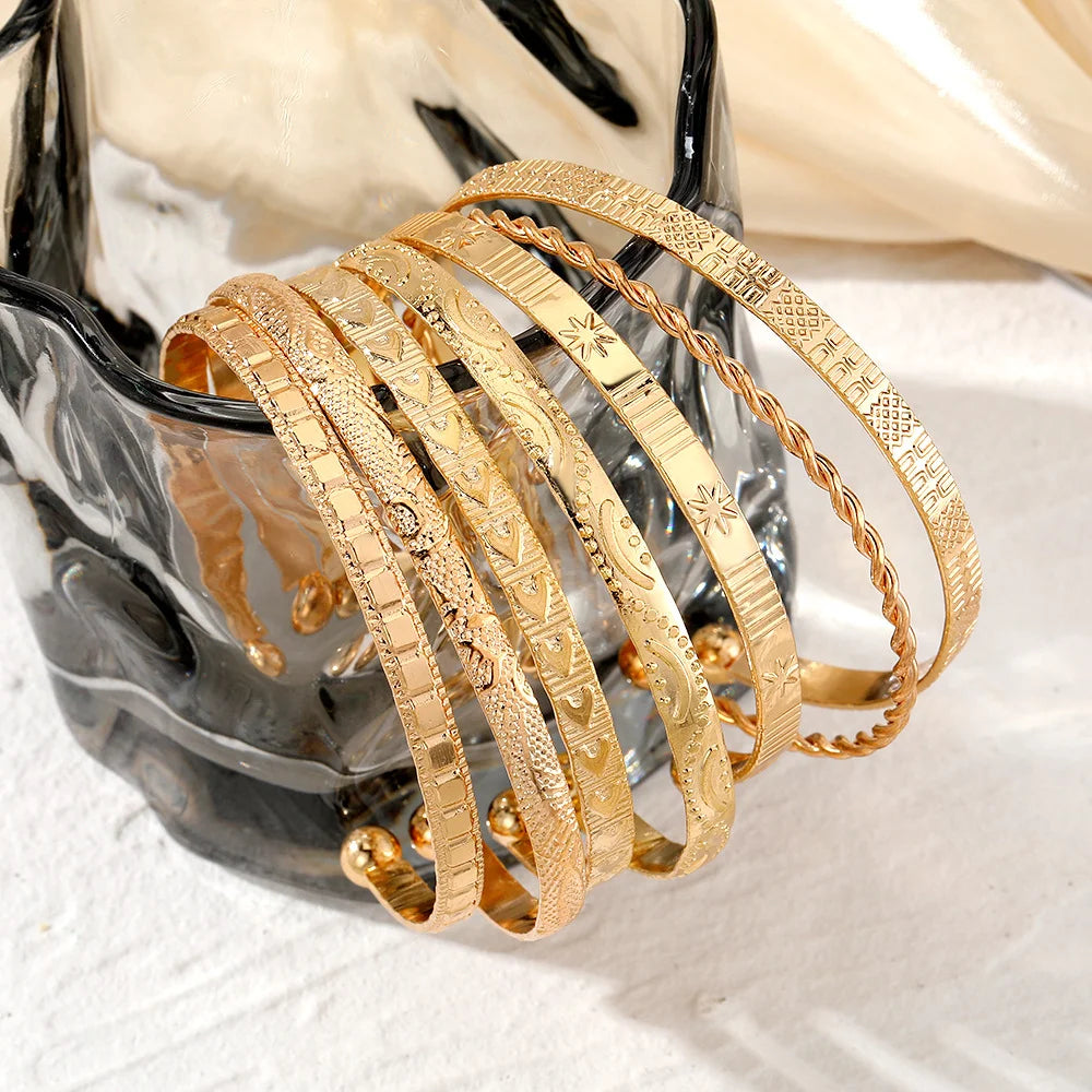 Golden Aura 7-Piece Bracelet Set – Timeless Radiance for Every Look