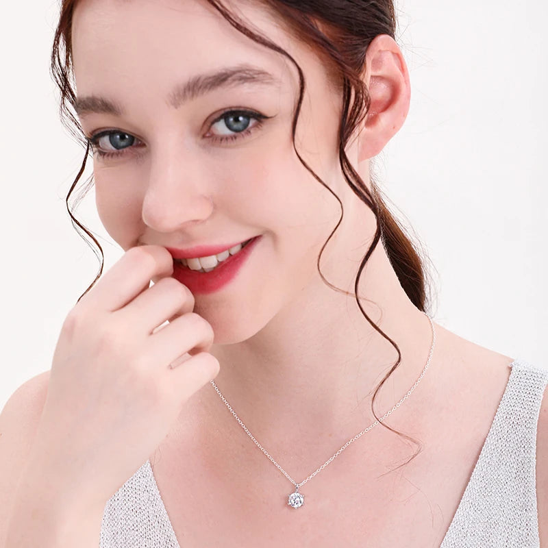 Pure Radiance Diamond Necklace – Timeless Elegance for Every Moment