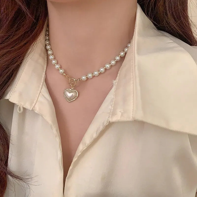 Pearlheart Elegance Necklace – A Timeless Expression of Love