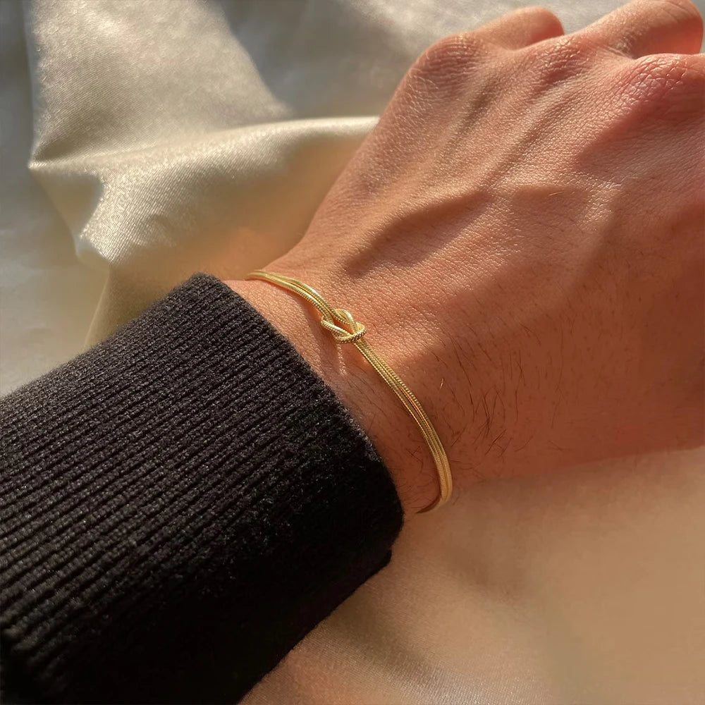 Eternal Knot Bracelet – Unisex Symbol of Connection