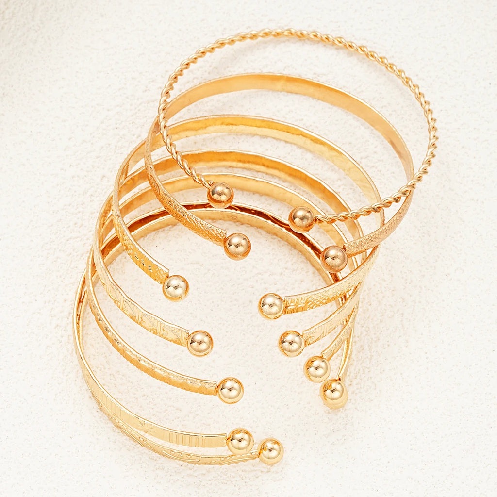 Golden Aura 7-Piece Bracelet Set – Timeless Radiance for Every Look